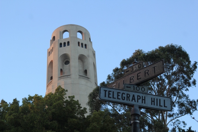 Coit Tower em San Francisco, Califórnia (Natália Cagnani)
